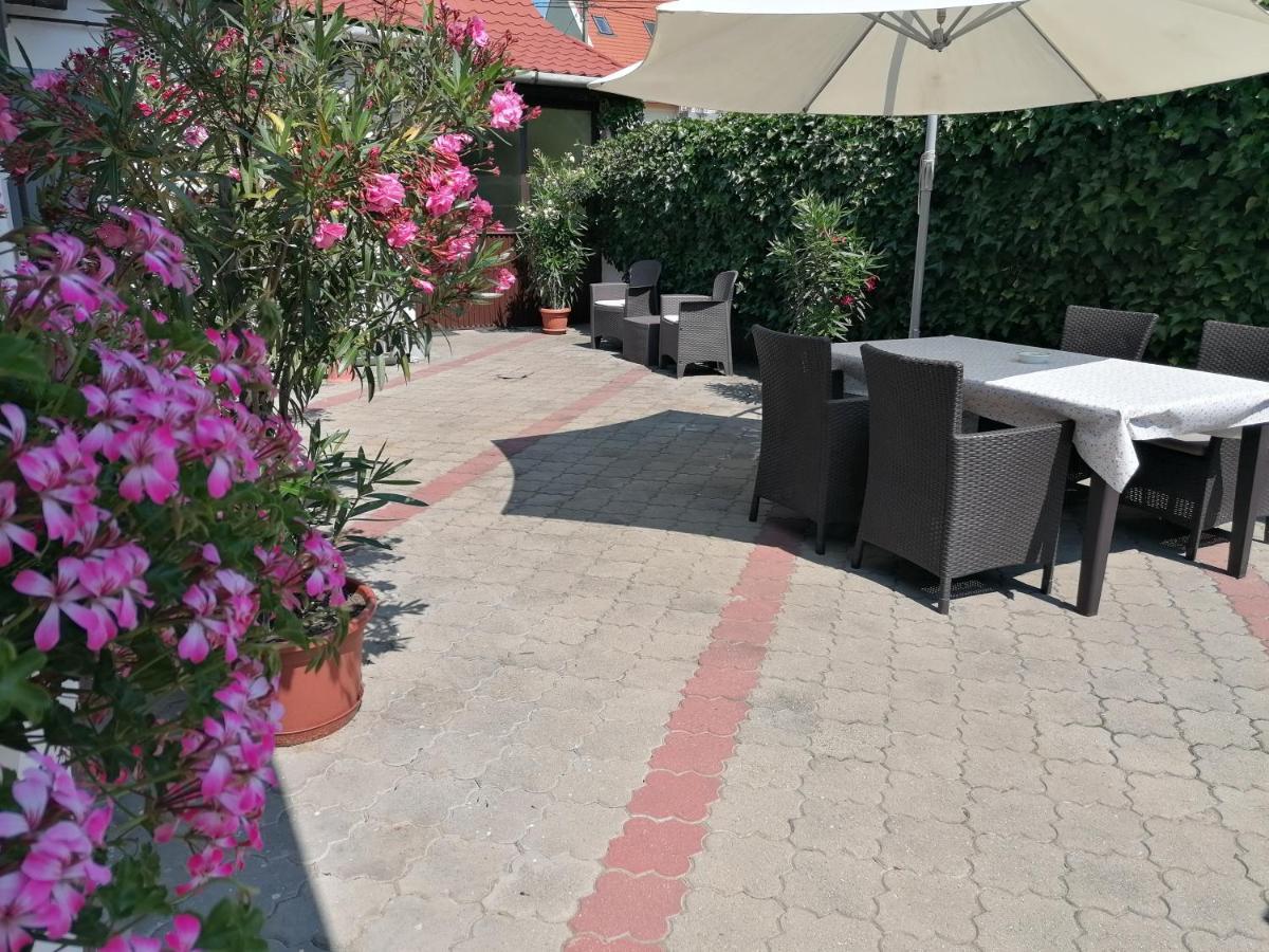 Kertesz Vendeghaz Hotel Eger Exterior photo